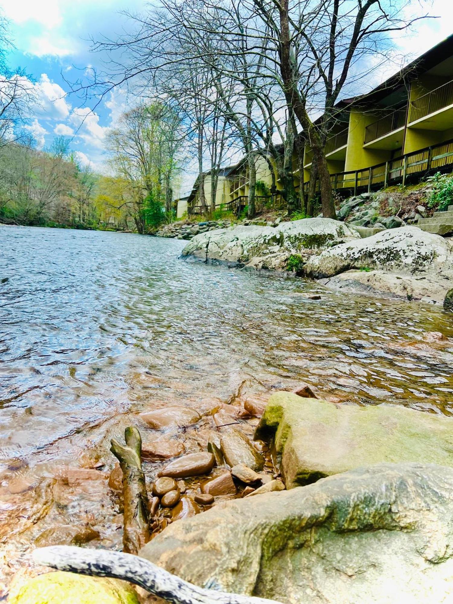 Newfound Lodge On The River Cherokee Kültér fotó